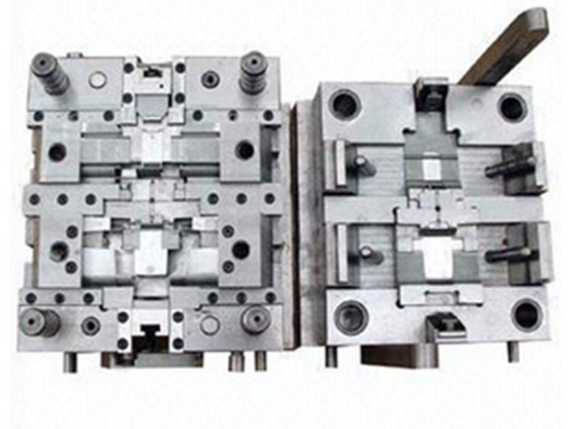 瓦房店精密塑料模-07